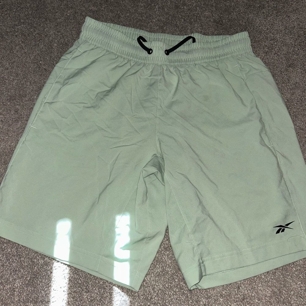 Men’s green shorts